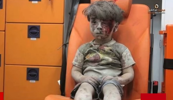 photo-bombing-victim-syria-3