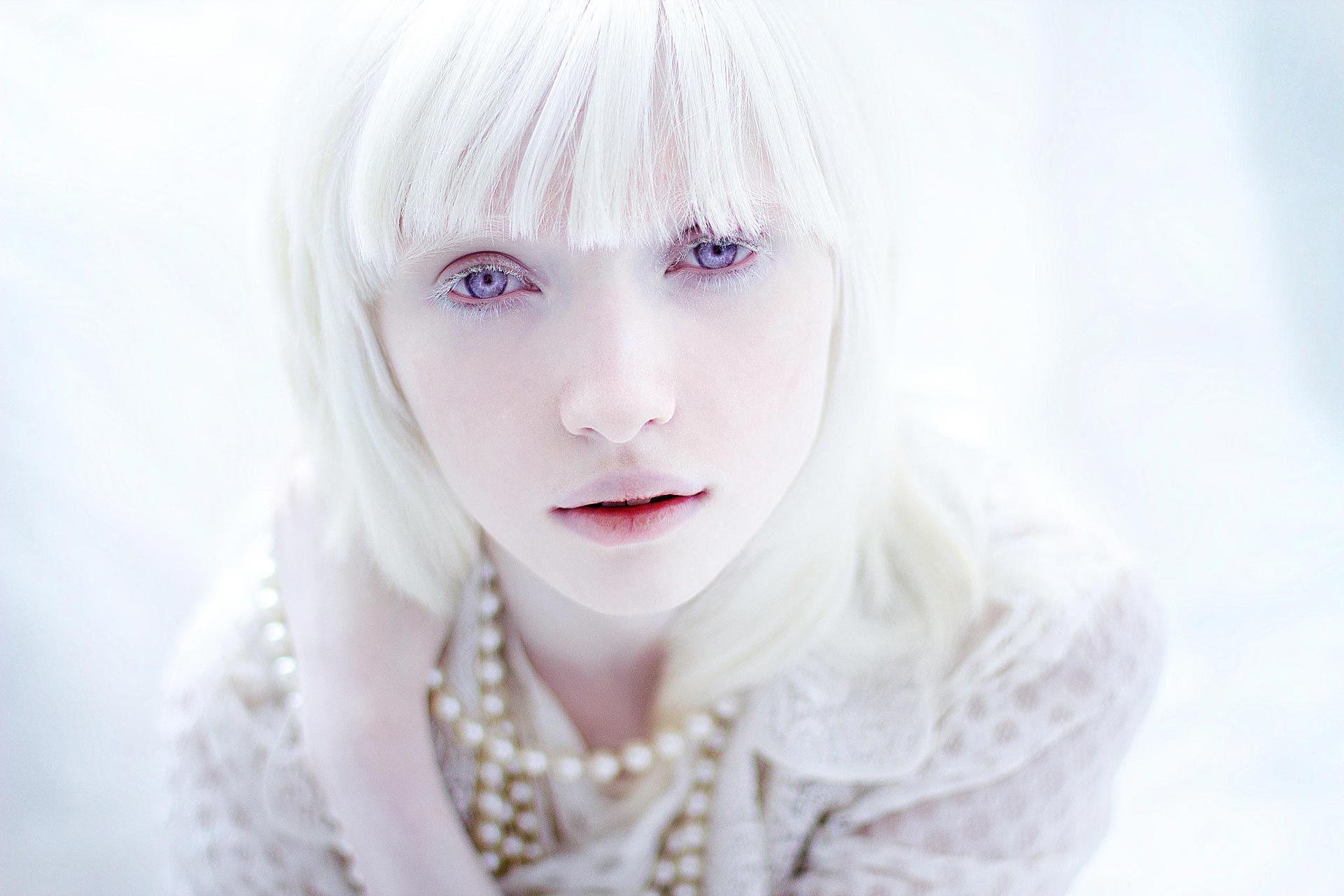 nastya-zhidkova-the-most-beautiful-albino-in-the-world-26