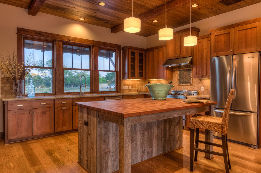 incredible-kitchen-628-square-foot-cabin-10