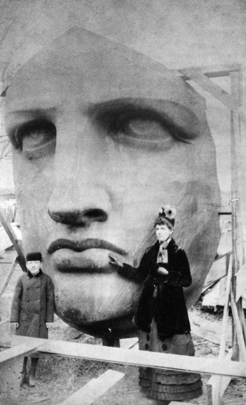 statue-of-liberty-face-850x1401