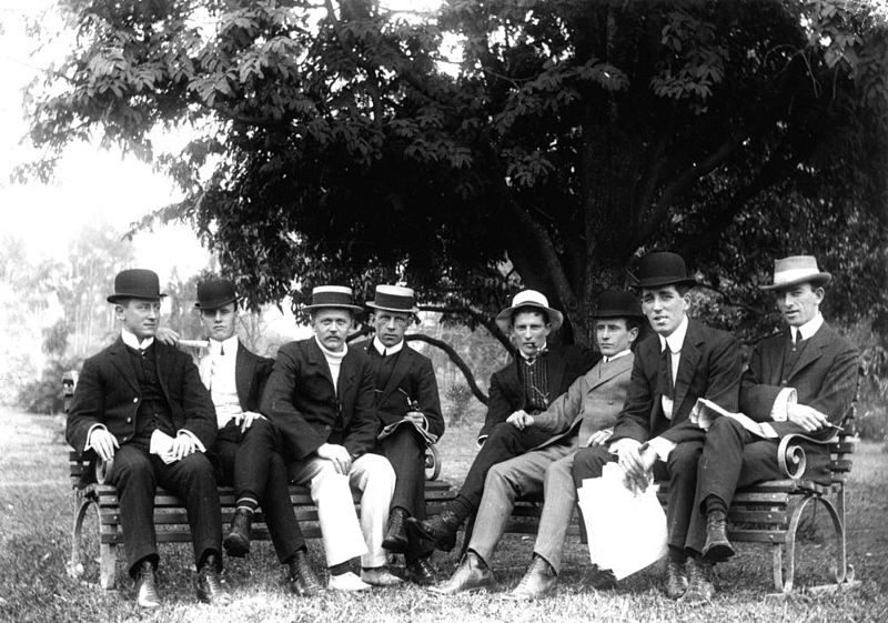800px-statelibqld_2_175795_group_of_young_men_relaxing_in_a_park_1900-1910