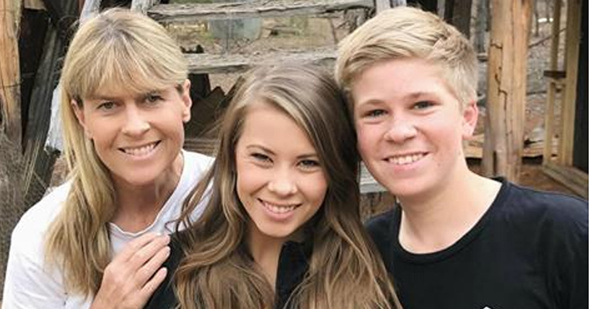 Bindi Irwin Shares Intimate Family Photos To Celebrate Her Mom Terri’s