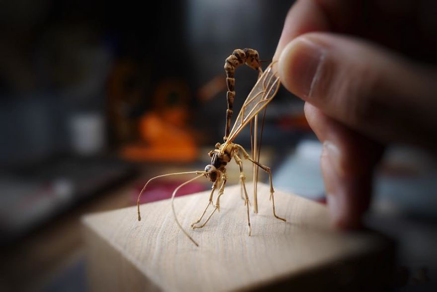 the-japanese-artist-who-creates-life-size-insects-exclusively-from-bamboo-will-impress-you-59e088757a42c__880