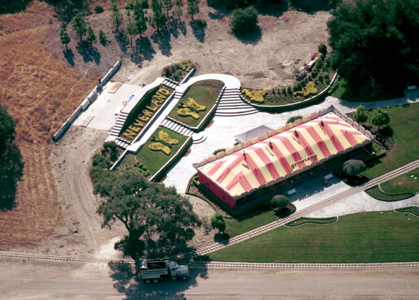391113 10: An aerial view of singer Michael Jackson''s Neverland them park June 25, 2001 in Santa Ynez, CA. (Photo by Jason Kirk/Getty Images)