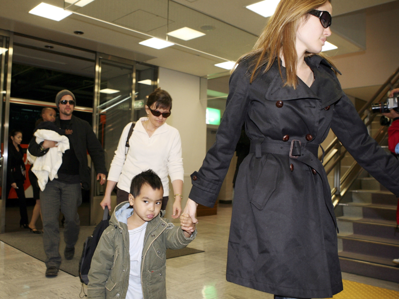 Brad Pitt and Angelina Jolie Arrive In Japan