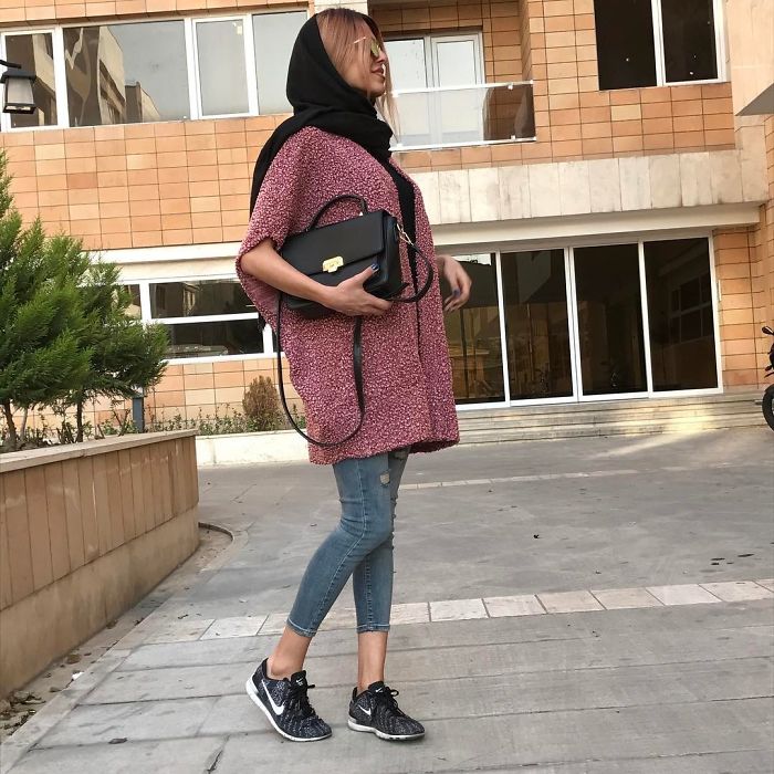 tehran-modern-women-fashion-hijab-29-588b63807102e__700