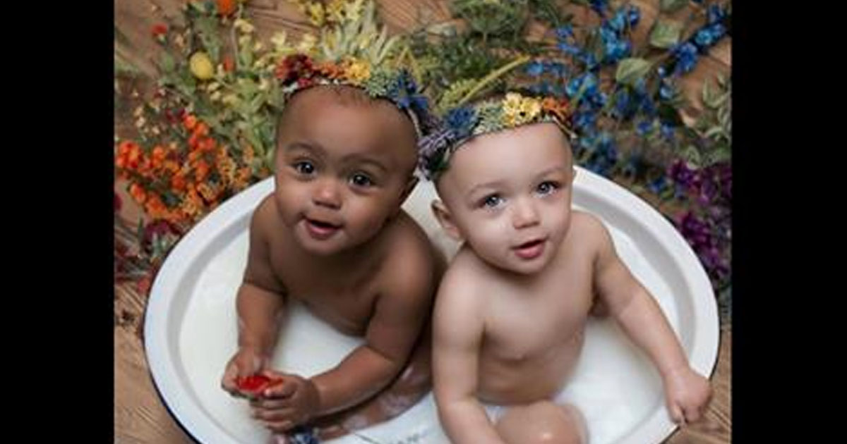 Look How Insanely Different These Biracial Twins Are At 18 Years Old ...